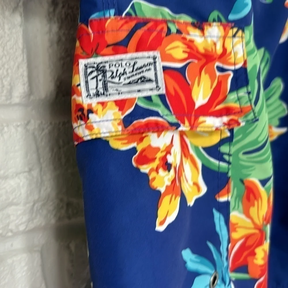 Polo Ralph Lauren Floral Kailua Board Style 8.5 Inch Swimsuit Size Large
